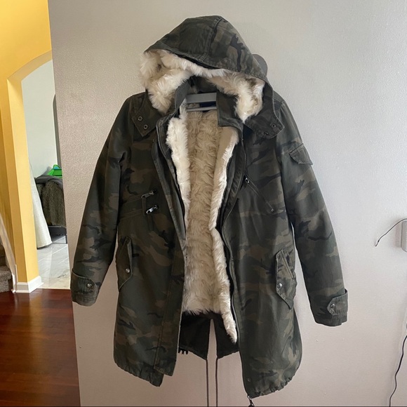 Zara Jackets & Blazers - Zara camouflage coat